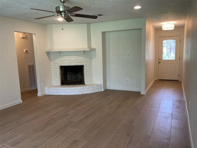 Photo - 16727 Bougainvilla Ln