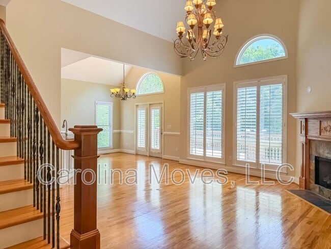 Photo - 745 Charleston Pl