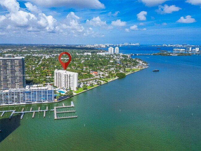 Photo - 880 NE 69th St Unidad 10R