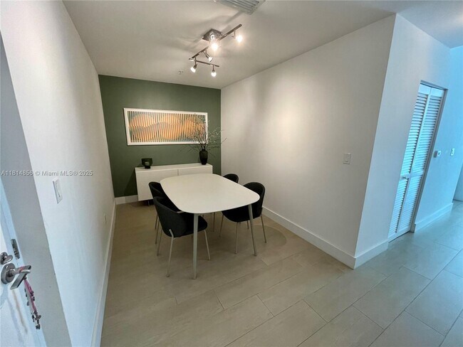 Photo - 1111 SW 1st Ave Condo Unit 3716-N