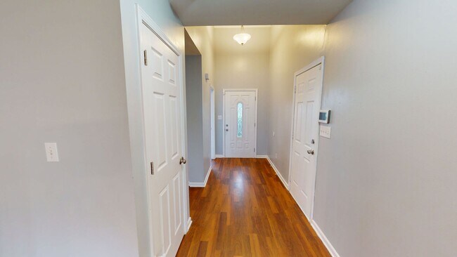 Photo - 4 Bedrooms in Established Hope Mills Commu...