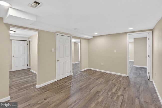 Photo - 3666 Clifmar Rd