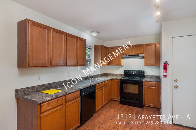 Photo - 1312 Lafayette Ave Unidad A