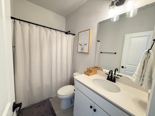 Photo - 4045 Grommet Ct