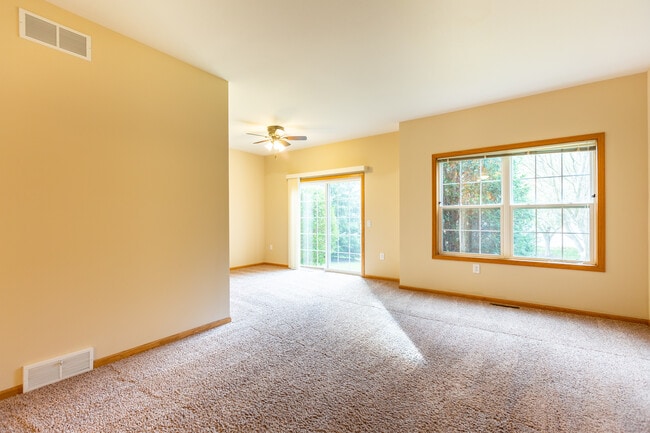 Photo - 6923 East Pass