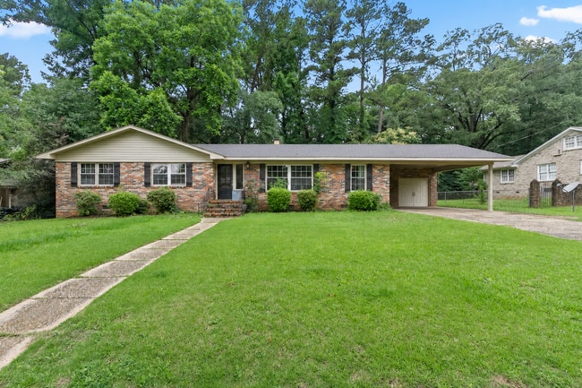 Building Photo - Vestavia School Zone Home Northport