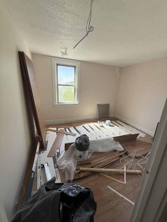 Photo - 140 Smartnick Rd