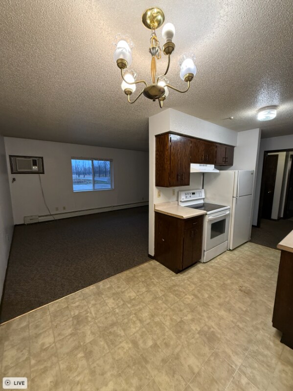 320 Oak Ave N Unit 225
