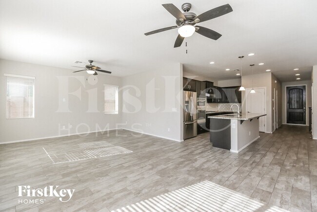 Photo - 707 E Blossom Rd