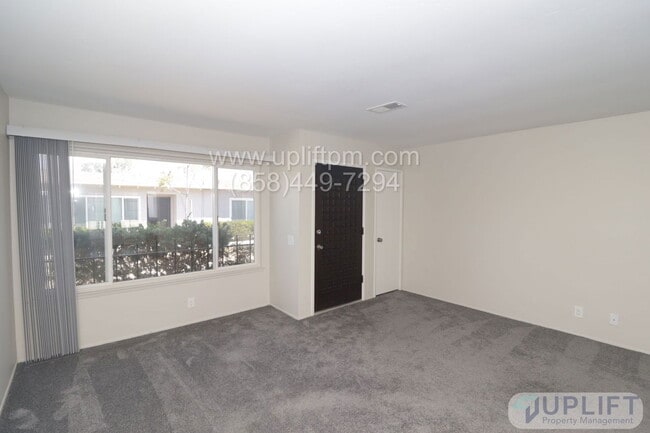 Photo - 3839 Vista Campana S