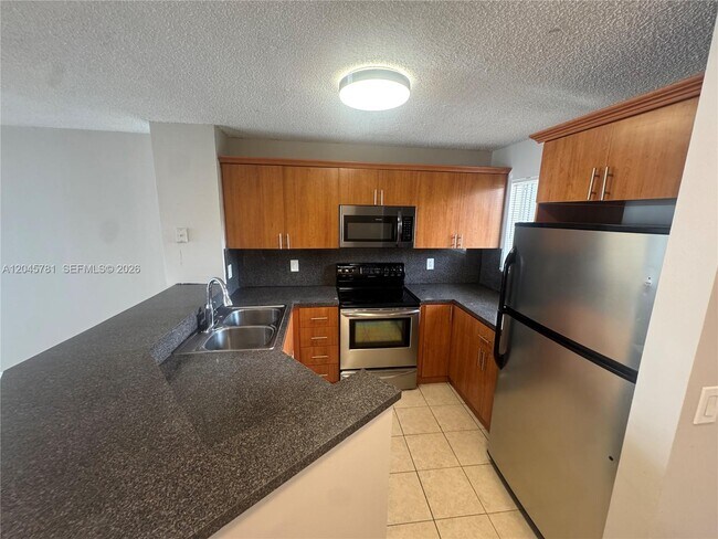Photo - 8750 N Sherman Cir Unit 403
