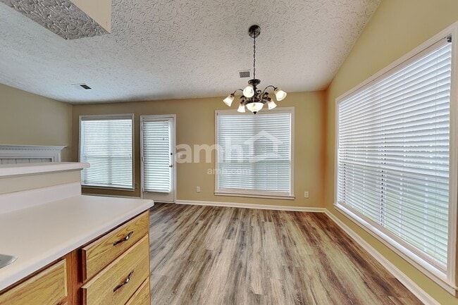 Photo - 2510 Baysridge Dr NW