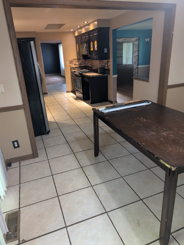 Photo - 557 Murray Hill Dr