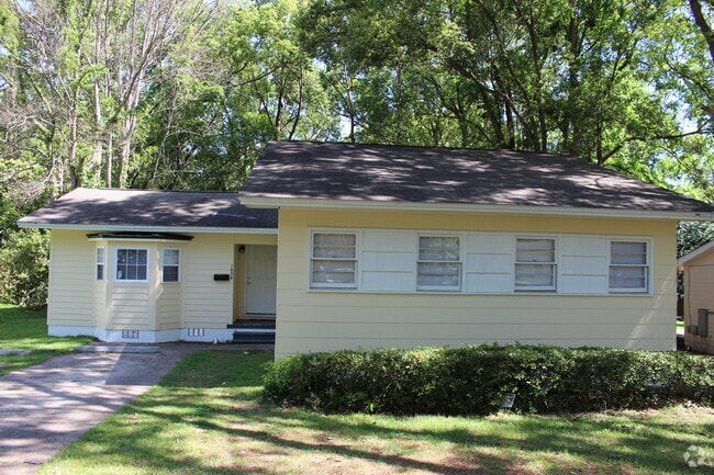 Building Photo - 1654 Mayhew St Rental