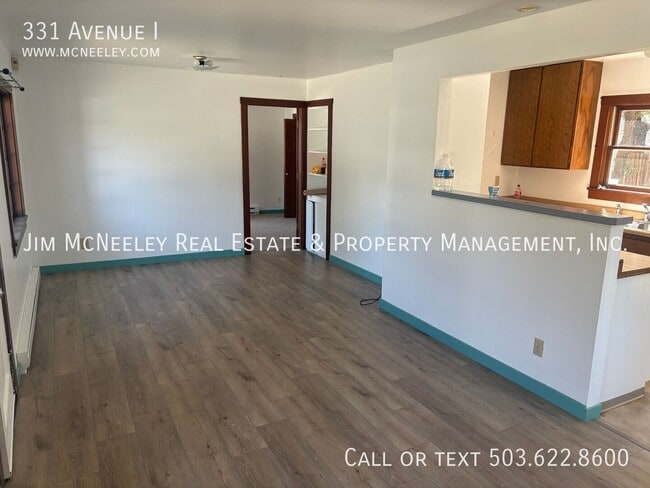Photo - 331 Avenue I