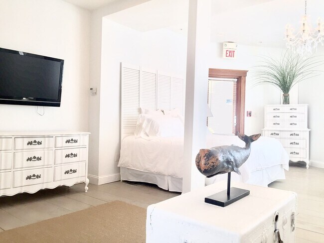 Photo - 4 Bay St Unit A-0