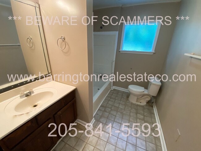 Photo - 120 Shawnee Ln NW