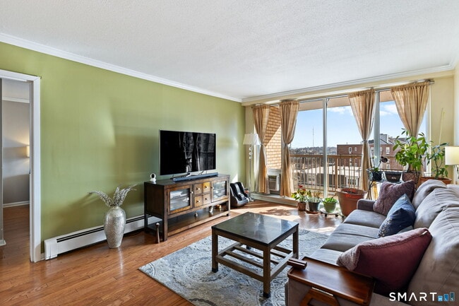 Photo - 65 Glenbrook Rd Unit 6C