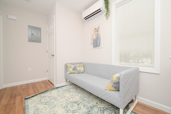 Photo - 23 Warwick St Unit 3