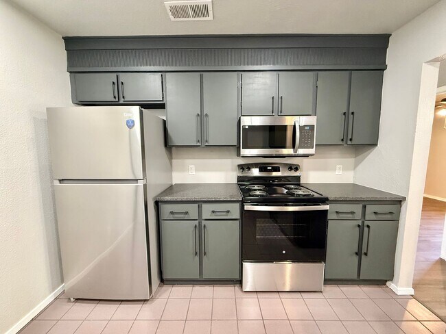 Photo - Newly renovated 2-bed/2-bath