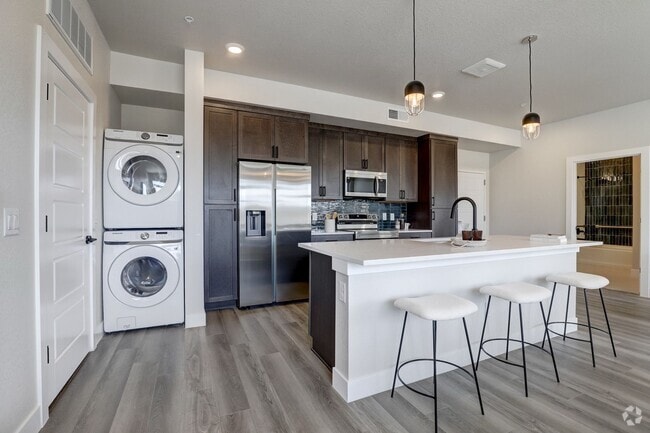 Building Photo - Modern 2 bedroom 2 bathrooms available in ... Unit 1208 Quitman St - 301 Rental