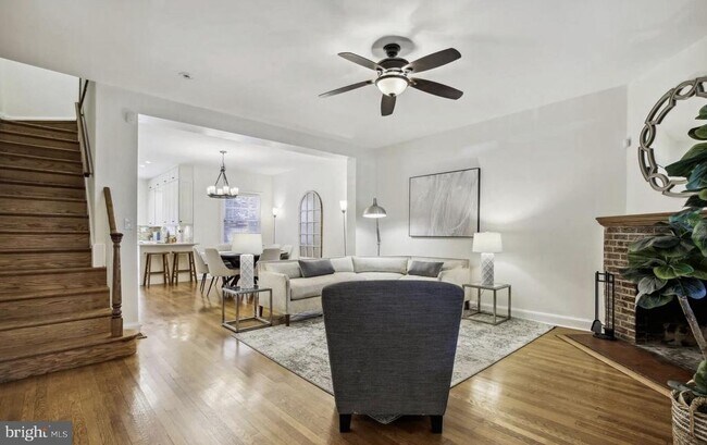 Photo - 1770 Hobart St NW