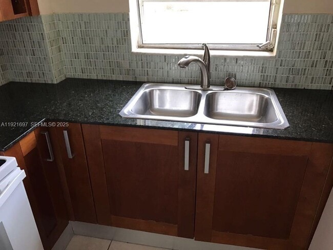 Photo - 1450 NE 191st St Unit 101