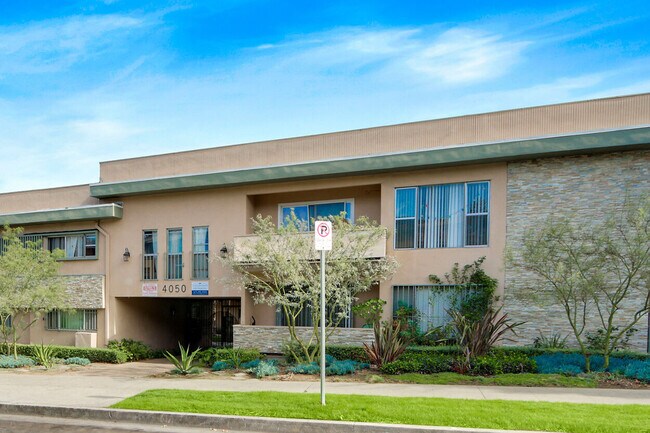 Photo - 4050 Stevely Avenue