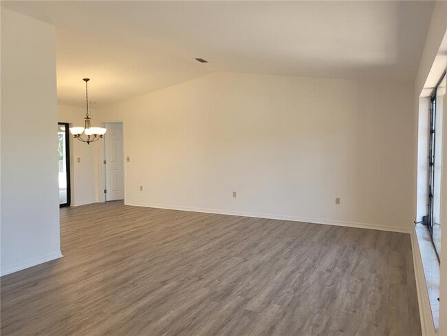 Photo - 1700 Blue Lake Cir