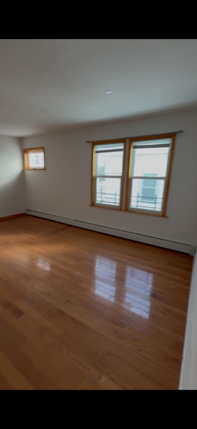 Building Photo - 4518 164th St