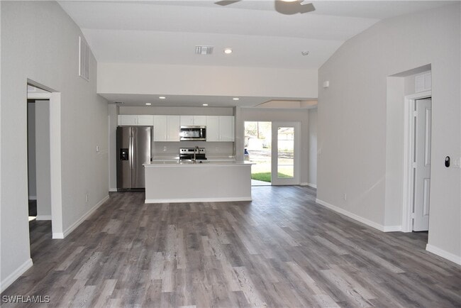 Photo - 2736 Ananas Rd