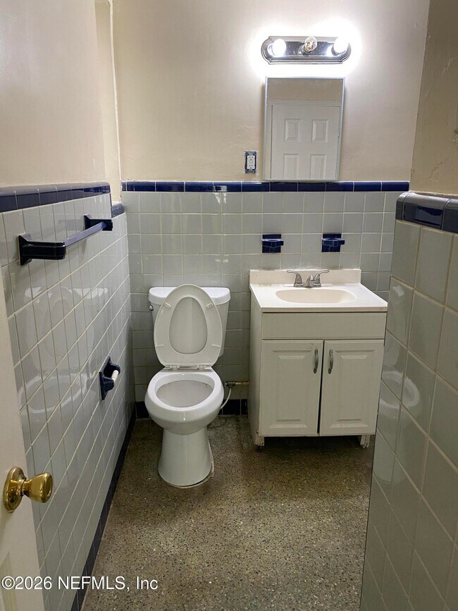 912 Arco Dr Unit 1