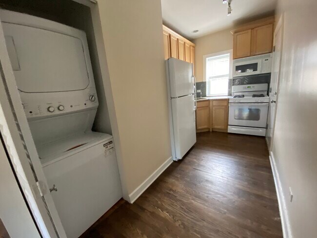 Photo - 3246 N Clifton Ave Unidad 1BD