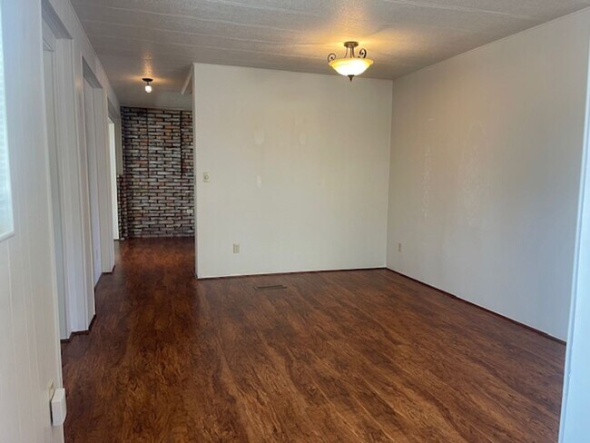 Photo - 2 Bedroom 2 Bath Contact Property Pros 928...