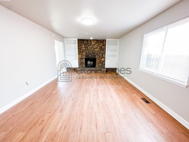 Photo - 730 Arlington Dr