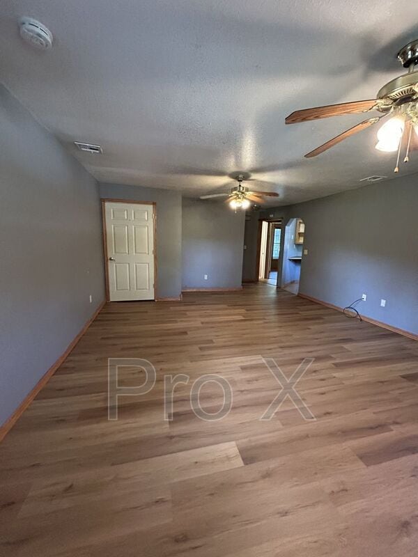 Photo - 1107 E 7th St