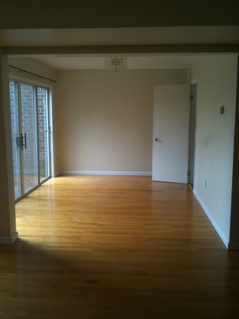 Comedor - 11366 Links Dr