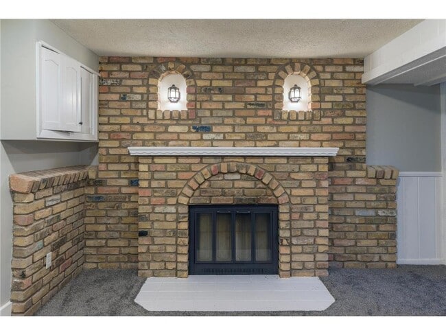 Photo - 11020 W River Rd