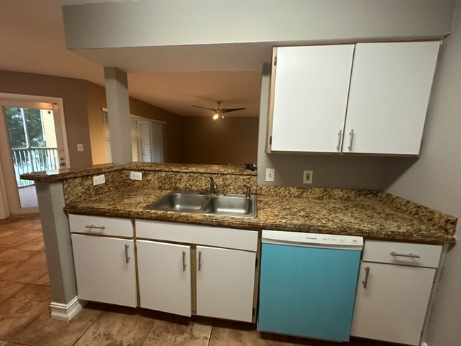 Photo - 2371 NW 33rd St Unidad 708