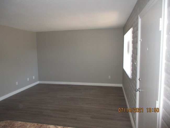 Building Photo - 6731 N 16th St Unit 26