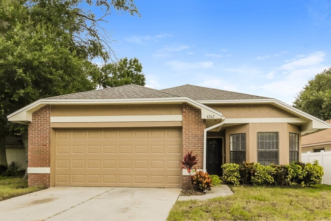 Building Photo - 4262 Sandhurst Dr
