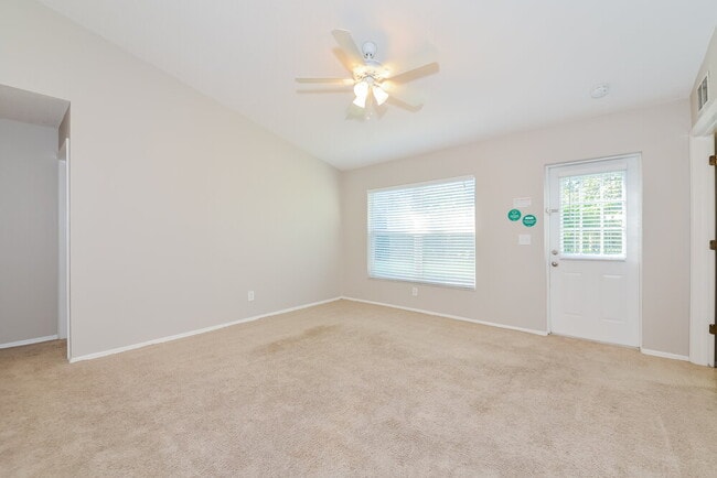 Photo - 4042 Banbury Cir