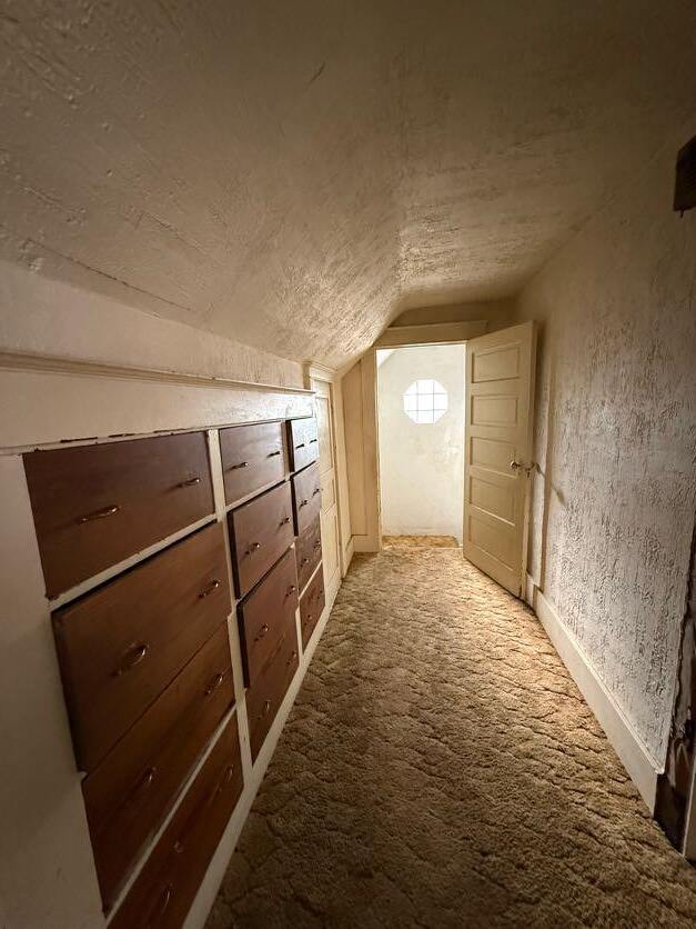 Photo - 989 W Packard St