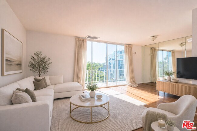 100 S Doheny Dr Unit 424