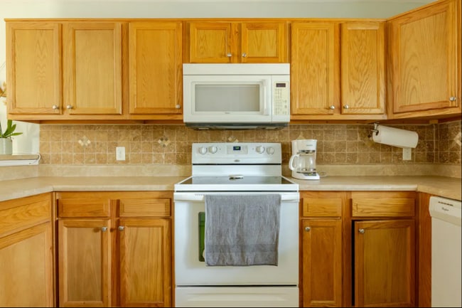 Photo - 1848 Greenville St