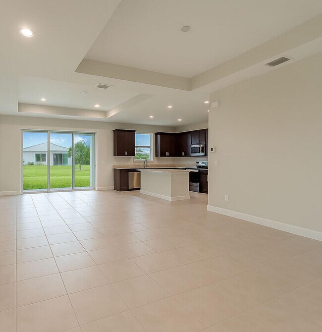 Photo - 5703 Lodgepole Ln