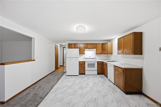 Photo - 2500 Sheridan Dr