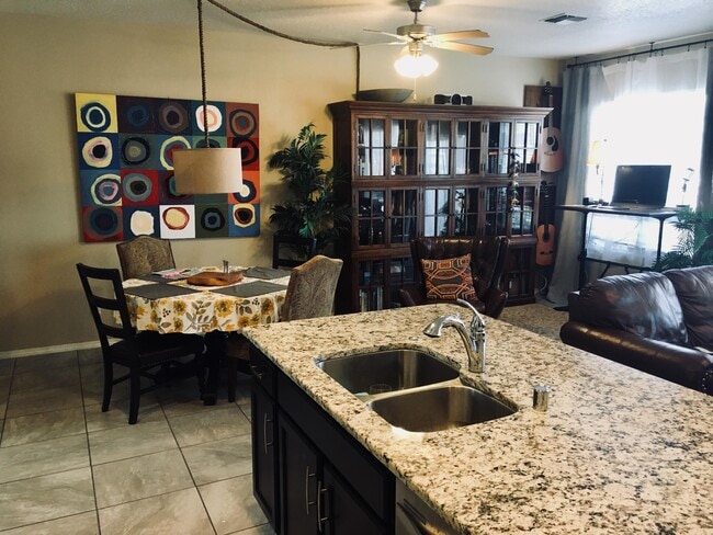 Photo - 1627 Band Saw Dr NW