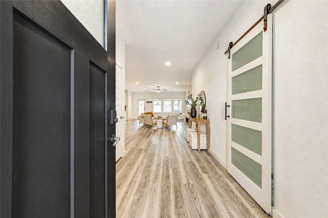 Photo - 3238 Derry Hill Dr