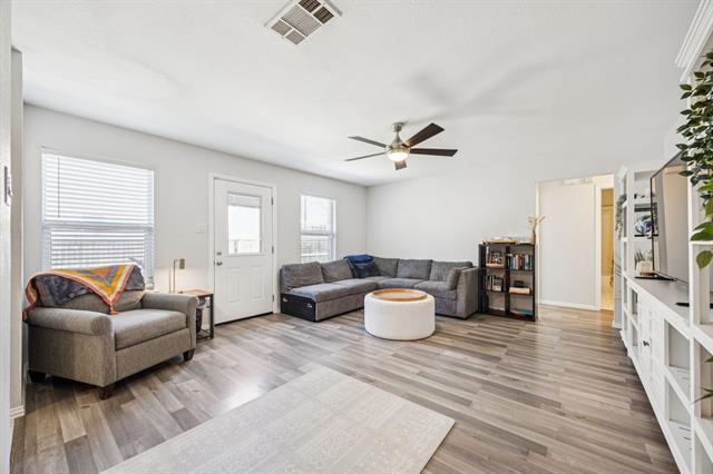 Photo - 3810 Wolf Creek Ln